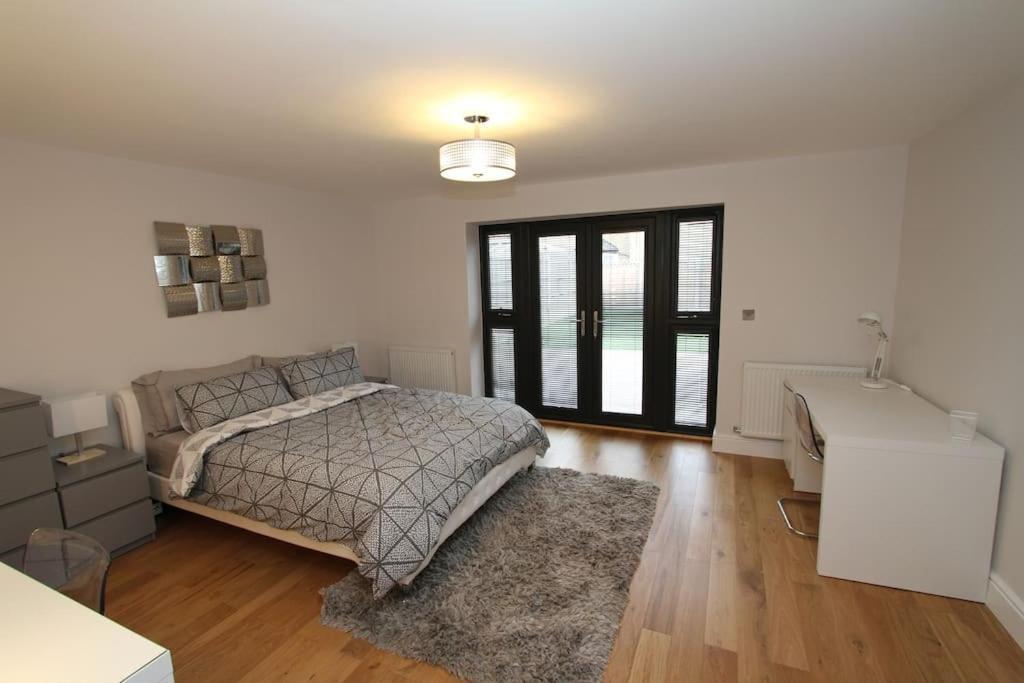 Lovely One Bed Apartment-near Transport-village-freeparking Apartment London