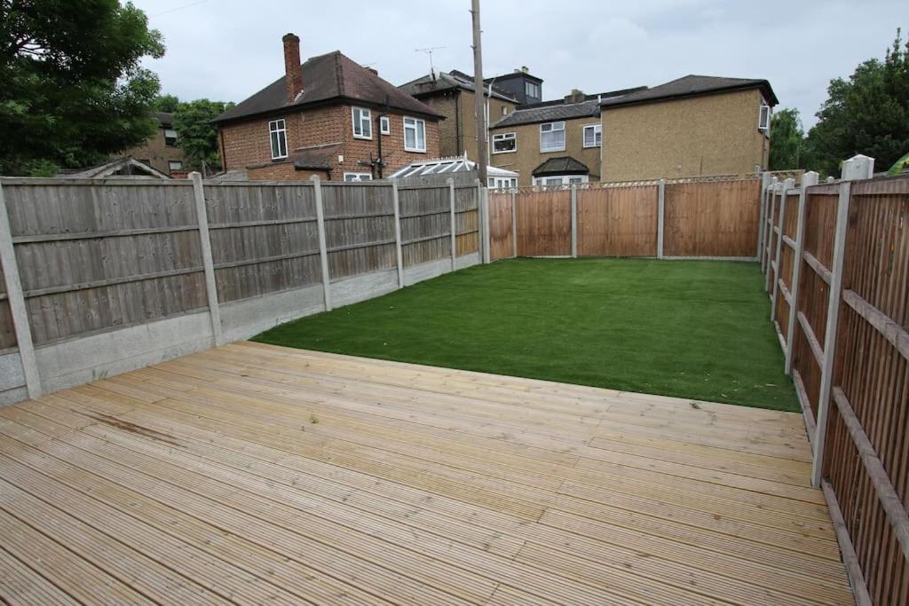 Apartment Lovely One Bed Apartment-near Transport-village-freeparking *