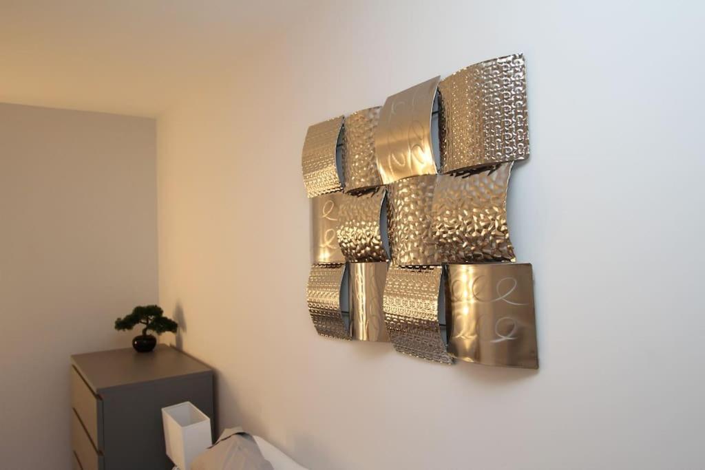 Apartment Lovely One Bed Apartment-near Transport-village-freeparking