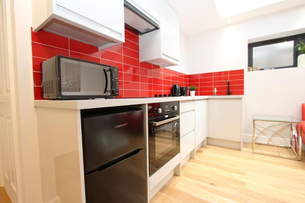 Lovely One Bed Apartment-near Transport-village-freeparking *